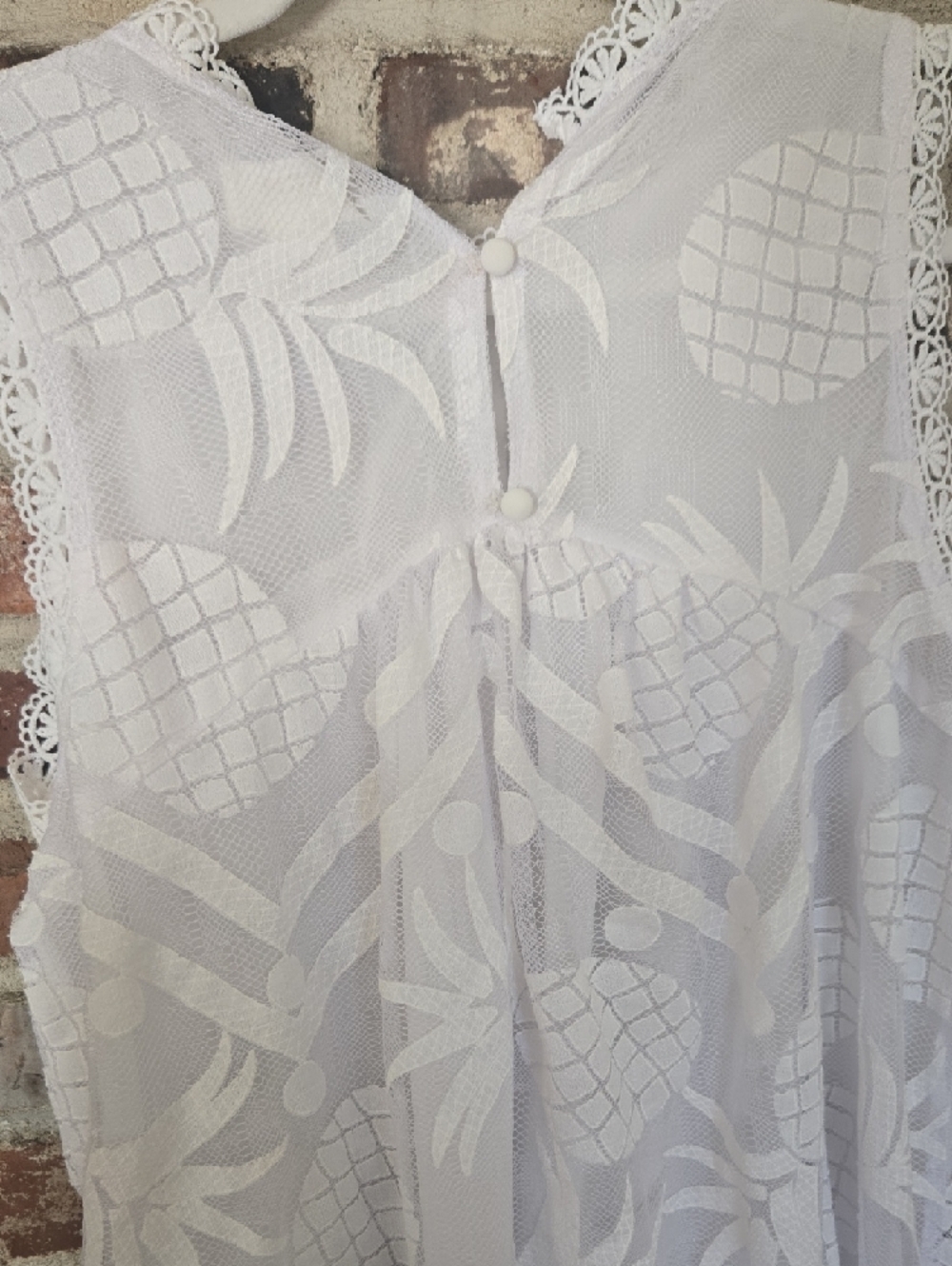 Maeve White Pineapple Lace-Trim Mesh Camisole - Picture 5 of 5